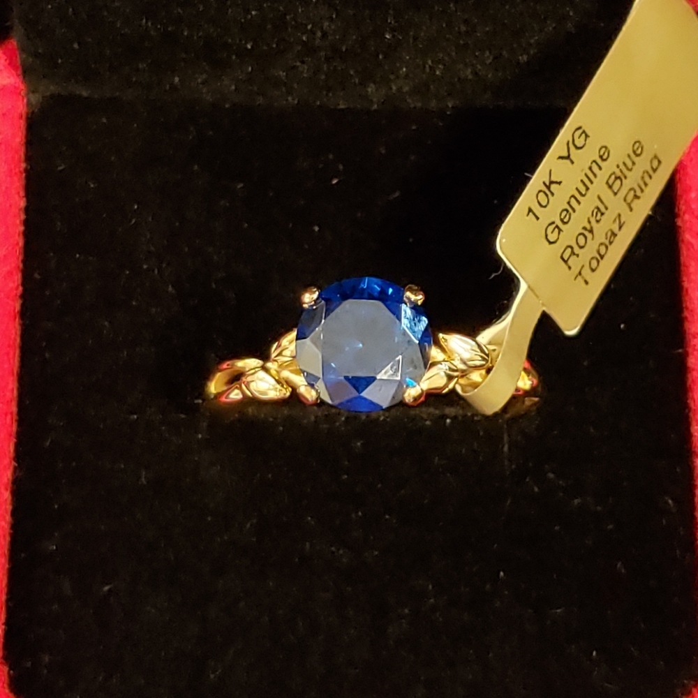 Genuine 3.27 Cts Royal Blue Topaz 10k Yellow Gold